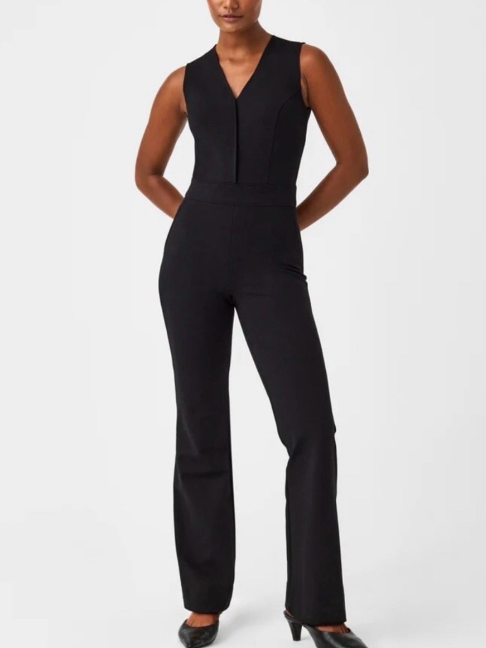 NWT SPANX Black Sleeveless V-Neck Tailored Jumpsuit Size Large-tall